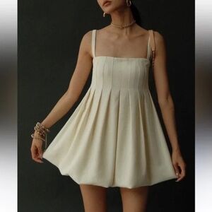 Commense sacred dream pleat skater dress in cream NWT Size Small